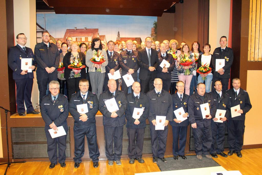 20191115 Feuerwehrehrenzeichen verliehen